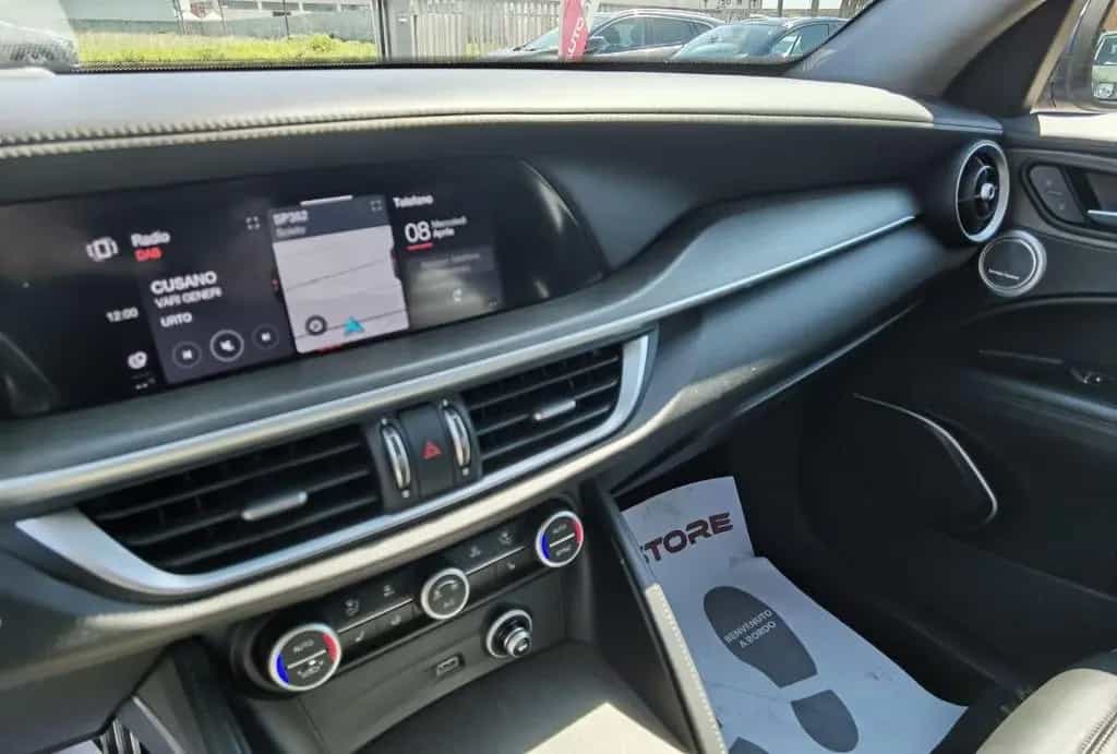 Alfa Romeo Stelvio 2.2 Td 190 CV AT8 Q4 Ti 09/2020-photo-13