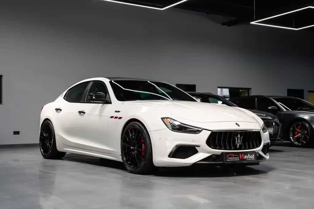 Maserati Ghibli 3.8 V8 Trofeo CarbonPack-360°-21" 07/2021-photo-0