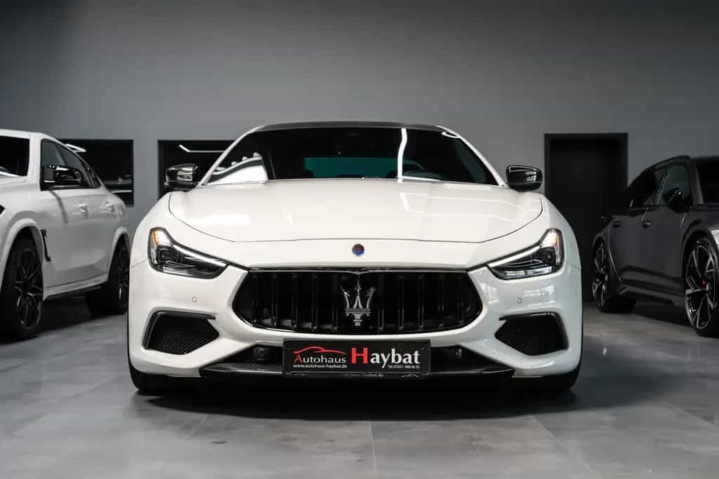 Maserati Ghibli 3.8 V8 Trofeo CarbonPack-360°-21" 07/2021-photo-1