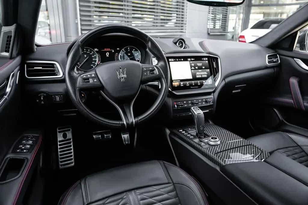 Maserati Ghibli 3.8 V8 Trofeo CarbonPack-360°-21" 07/2021-photo-13