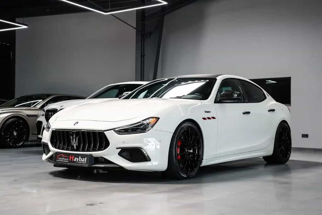 Maserati Ghibli 3.8 V8 Trofeo CarbonPack-360°-21" 07/2021-photo-2