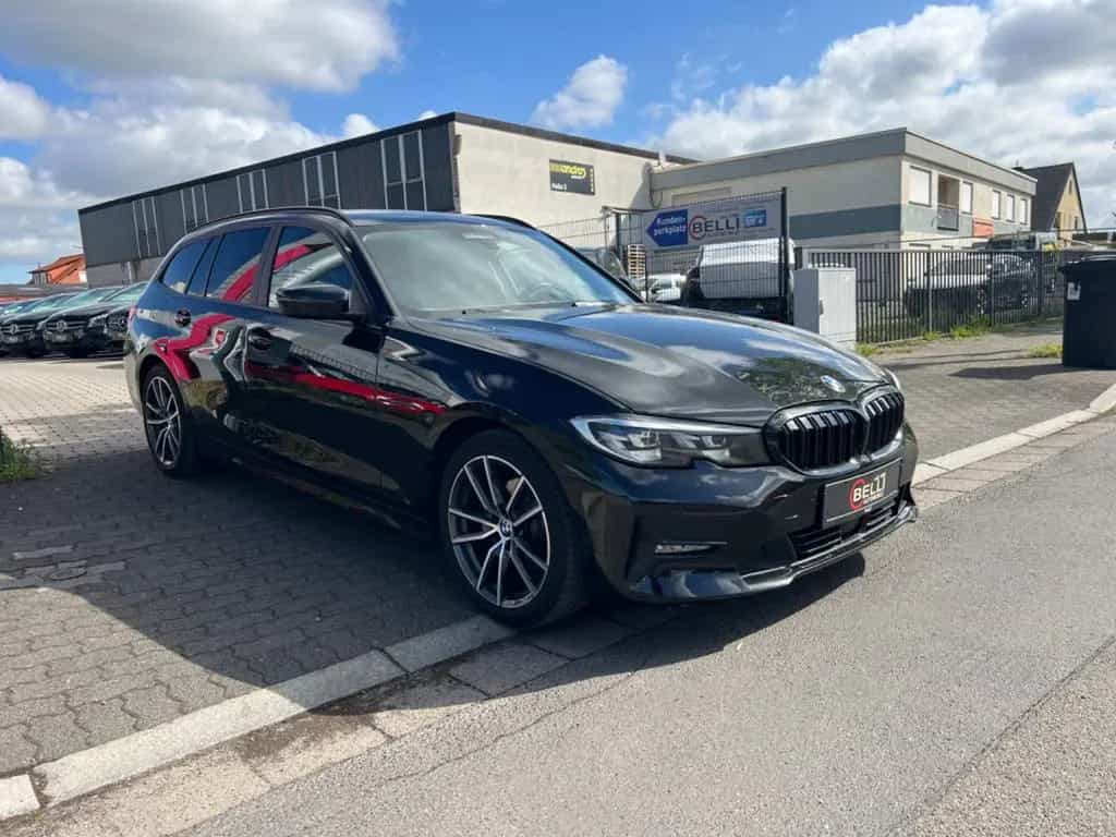 BMW 3 Series 320 Touring 320 d xDrive Advantage FINANZIERUNG 01/2021-photo-2