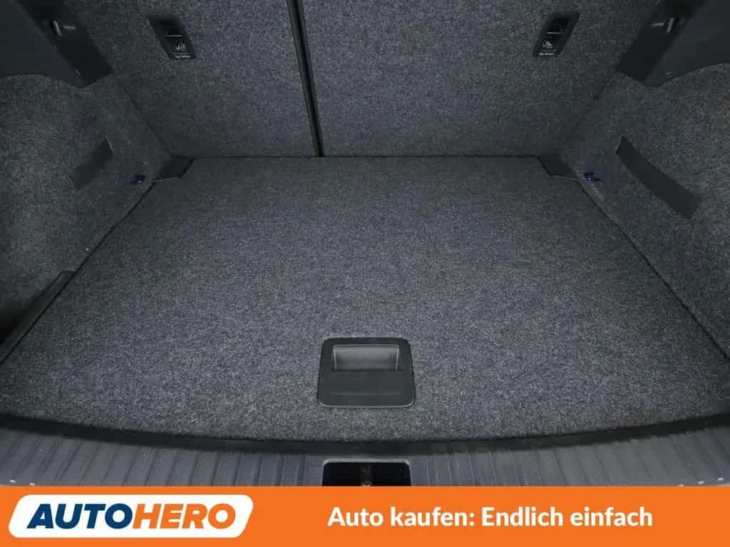Seat Arona 1.0 TSI FR*NAVI*LED*TEMPO*CAM*PDC*SHZ* 08/2018-photo-17