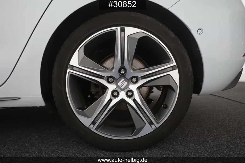 Seat Leon 2.0 TSI FR Plus #AHK#LED#Panorama#DCC#BEATS 01/2023-photo-14