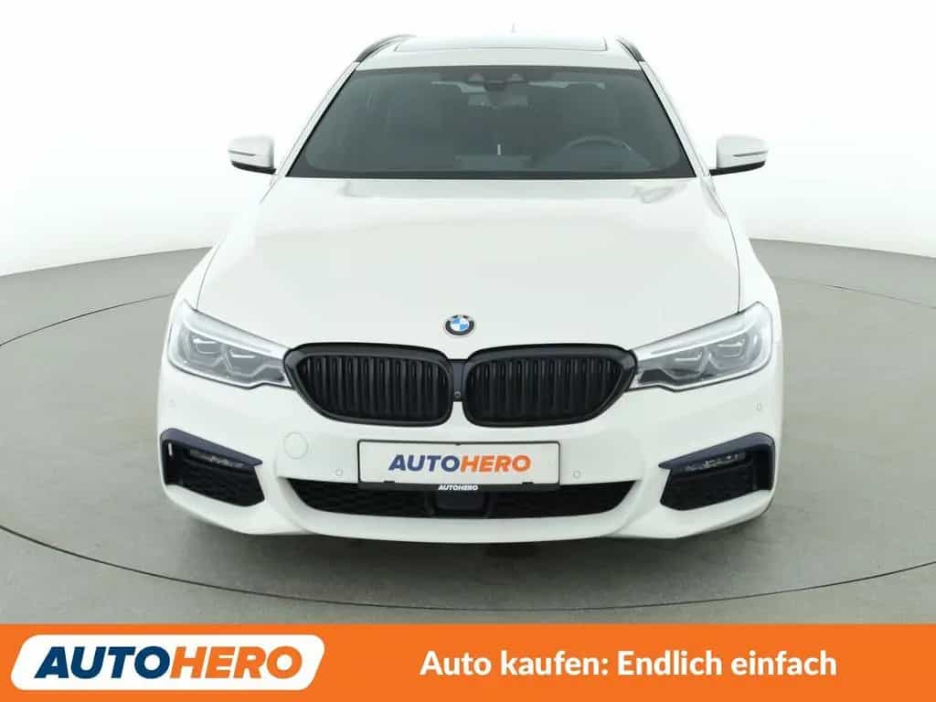 BMW 5 Series 540i xDrive M Sport Aut.*LED*NAVI*TEMPO*CAM* 05/2019-photo-8