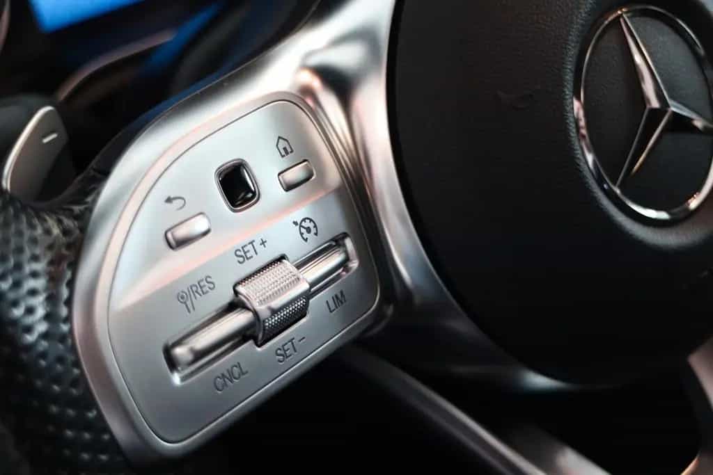 Mercedes-Benz GLC-Class 200 AMG Coupe 4Matic Burm./Schiebed./Ahk 02/2020-photo-26