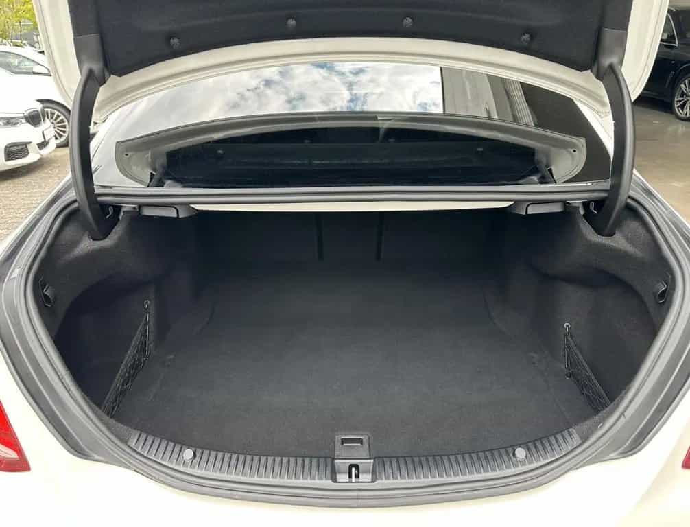 Mercedes-Benz C-Class AMG 4M MULTIB GLASDACH AMBI KAMERA SPORTAGA 01/2017-photo-11