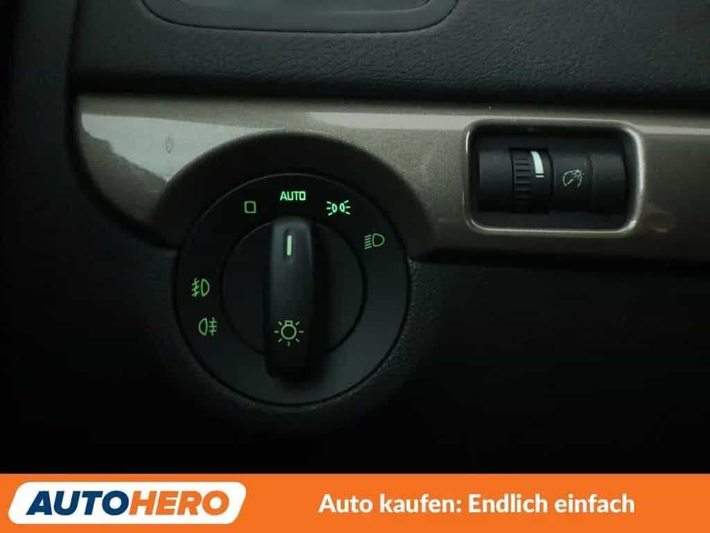 Skoda Yeti 1.4 TSI Style 4x4 Aut.*TEMPO*PDC*SHZ* 11/2017-photo-28