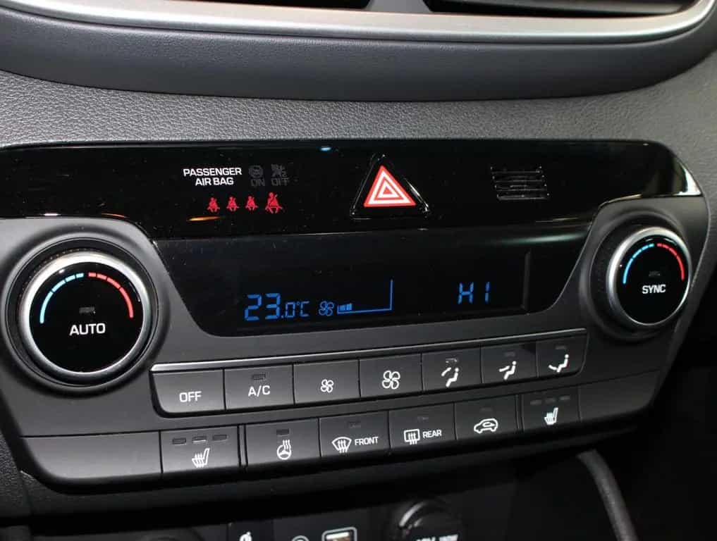 Hyundai TUCSON 1.6 T-GDI Style 4WD* Navi*Kamera 11/2019-photo-14