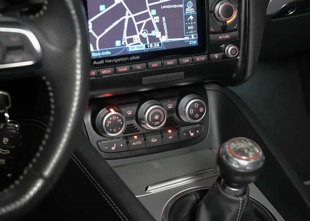 Audi TT RS 2.5 TFSI Roadster quattro 280km/h Schalter 03/2011-photo-27