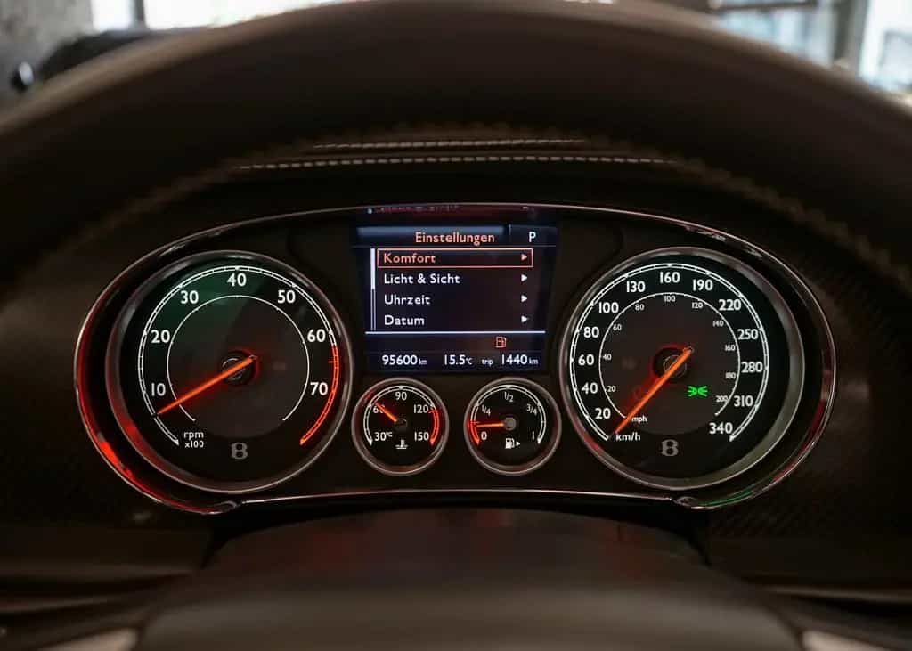 Bentley Continental GT Speed W12 ACC Mulliner Kamera 12/2013-photo-21