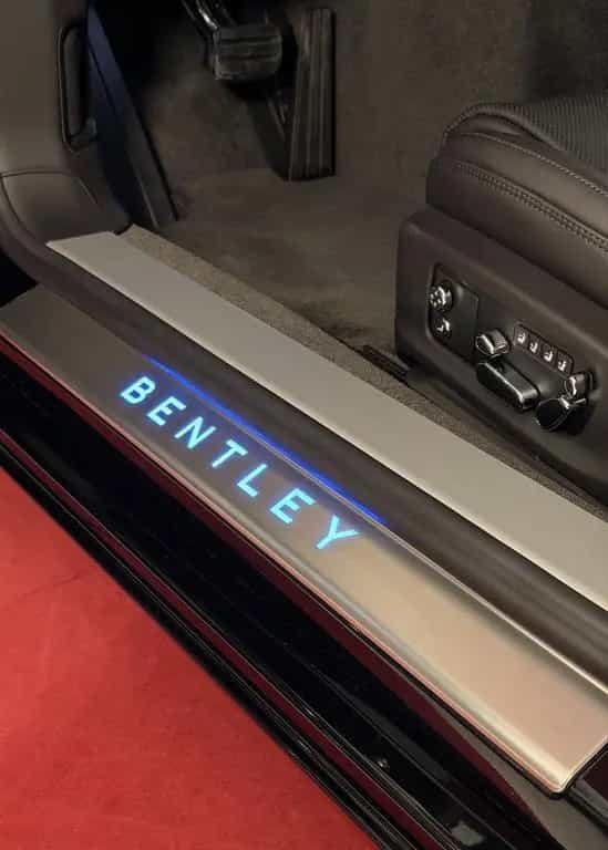 Bentley Continental GT v8 BRD Fzg.Lenkrad Heiz.Totwinkel 01/2024-photo-15