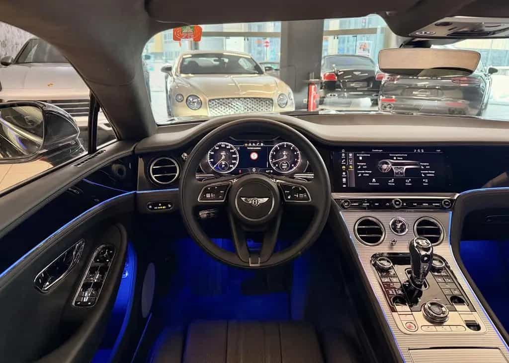 Bentley Continental GT v8 BRD Fzg.Lenkrad Heiz.Totwinkel 01/2024-photo-18