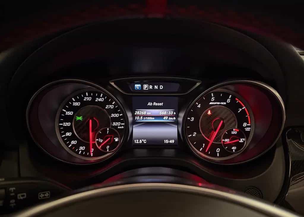 Mercedes-Benz CLA-Class Aero Night Paket MWST 02/2019-photo-25