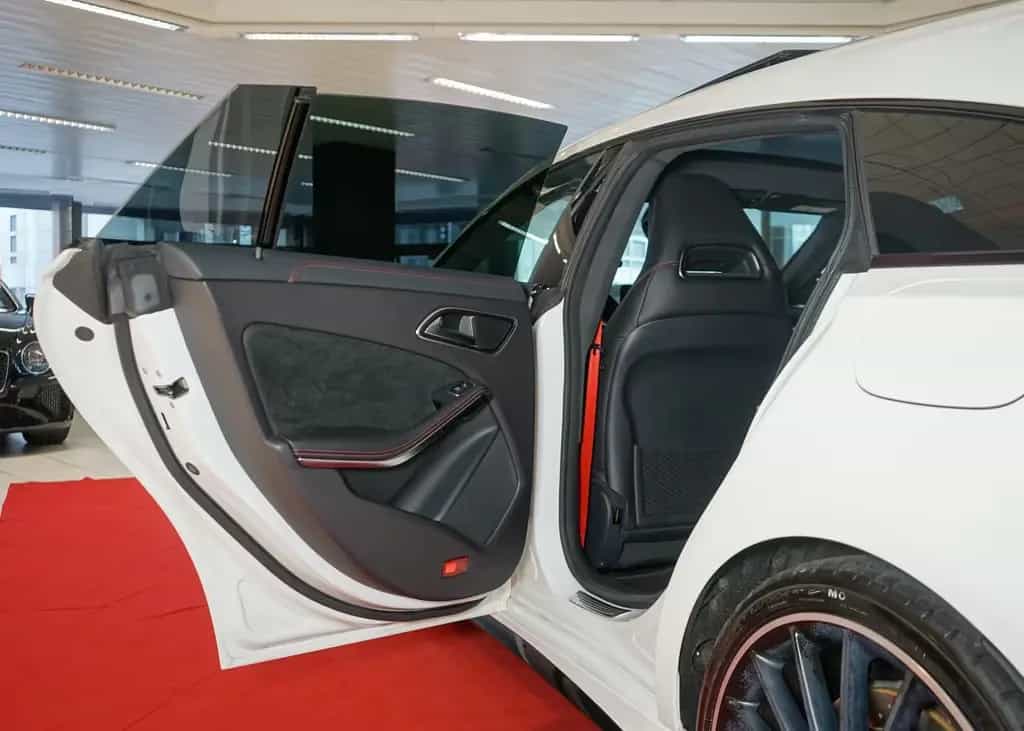 Mercedes-Benz CLA-Class Aero Night Paket MWST 02/2019-photo-36