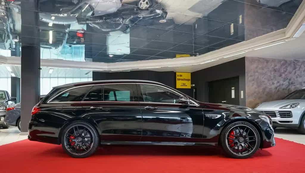 Mercedes-Benz E-Class 63 AMG 4M MWST LED Widescreen Pano Burmester 08/2018-photo-10