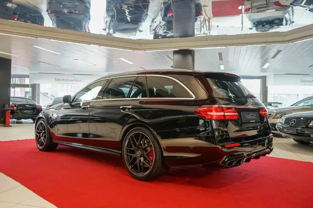 Mercedes-Benz E-Class 63 AMG 4M MWST LED Widescreen Pano Burmester 08/2018-photo-6
