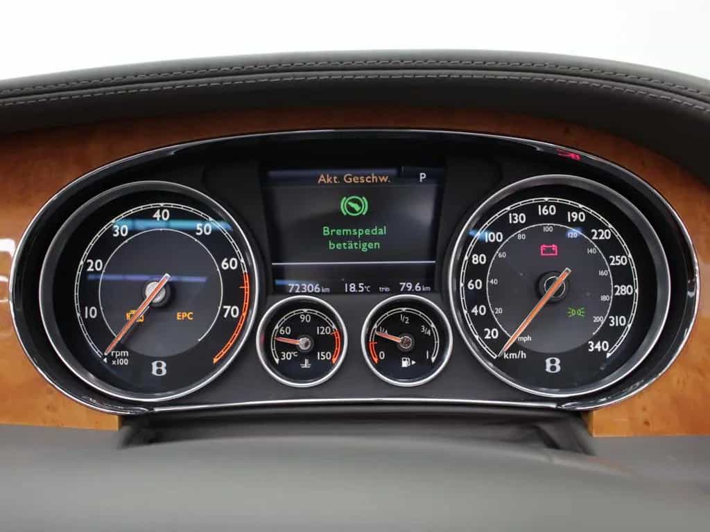Bentley Continental GTC W12/SCHECKHEFT/MASSAGE/KAMERA 05/2012-photo-16