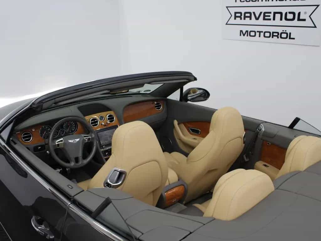 Bentley Continental GTC W12/SCHECKHEFT/MASSAGE/KAMERA 05/2012-photo-18