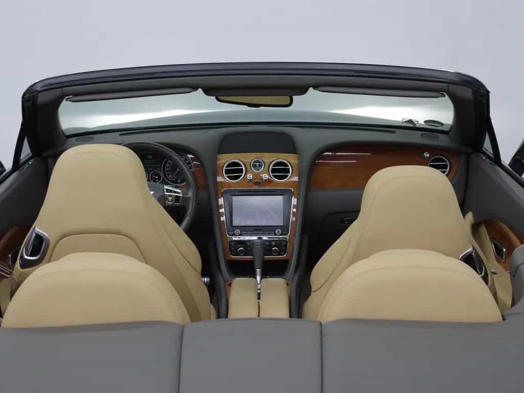 Bentley Continental GTC W12/SCHECKHEFT/MASSAGE/KAMERA 05/2012-photo-19