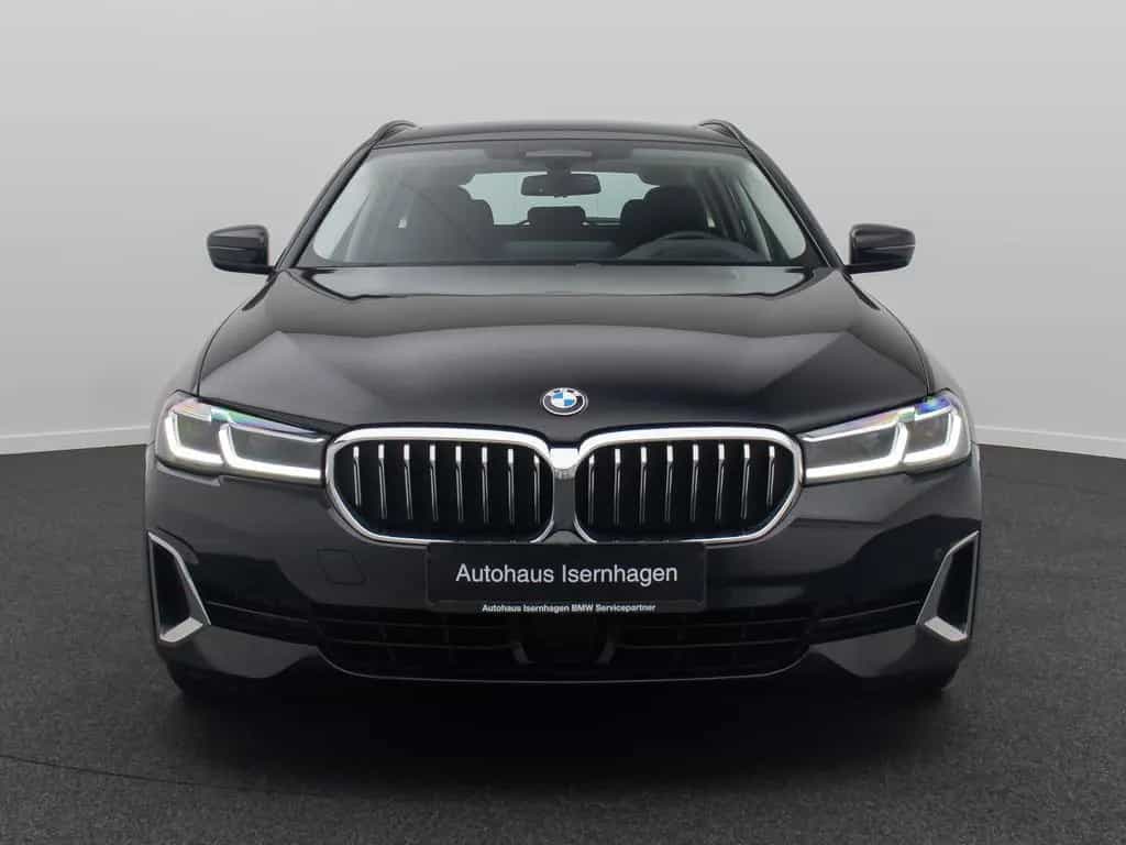 BMW 5 Series 540d xD Luxury Line Panorama H/K HUD Belüftung 12/2022-photo-1