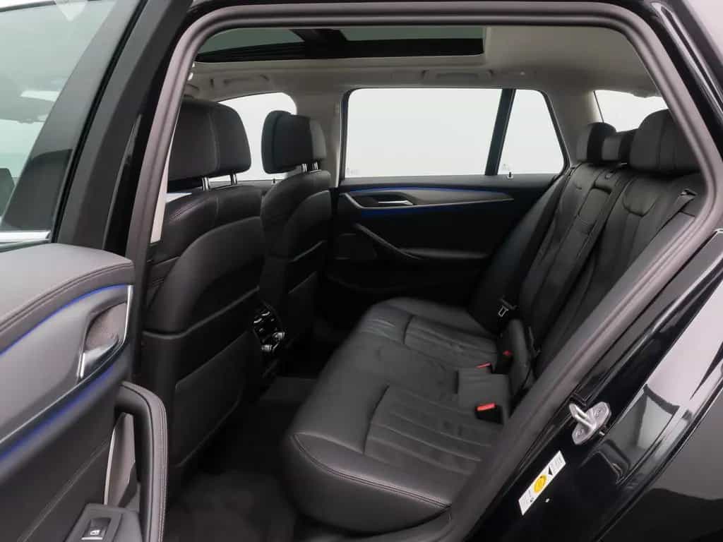 BMW 5 Series 540d xD Luxury Line Panorama H/K HUD Belüftung 12/2022-photo-25