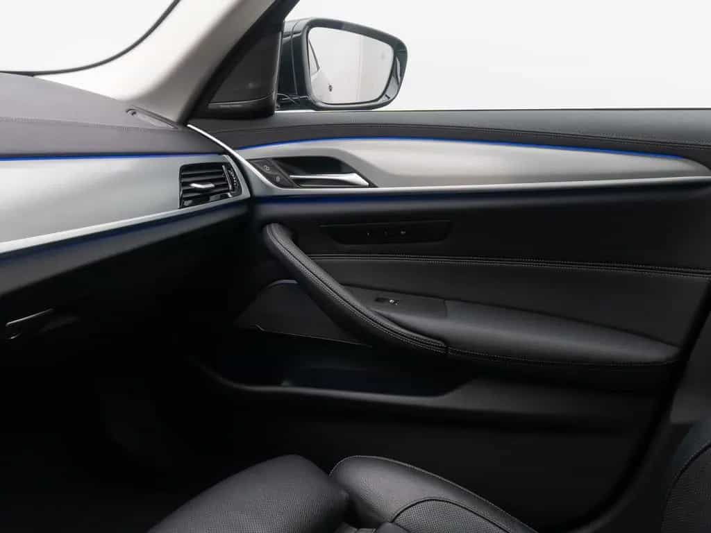 BMW 5 Series 540d xD Luxury Line Panorama H/K HUD Belüftung 12/2022-photo-35