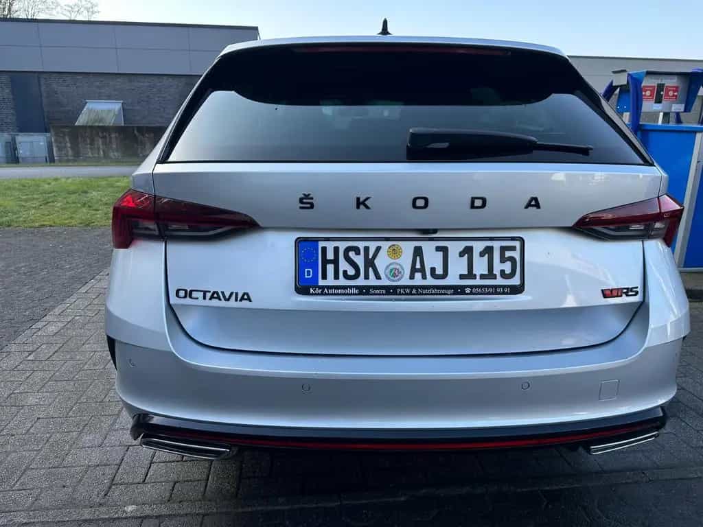 Skoda Octavia RS Combi 2.0 TDI DSG 2021 | Vollausstatt 01/2021-photo-11