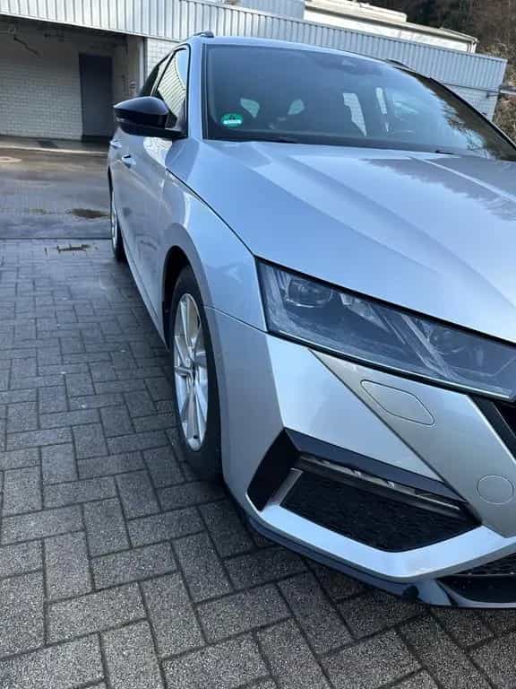 Skoda Octavia RS Combi 2.0 TDI DSG 2021 | Vollausstatt 01/2021-photo-4