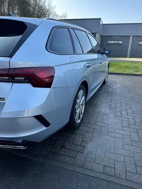 Skoda Octavia RS Combi 2.0 TDI DSG 2021 | Vollausstatt 01/2021-photo-5