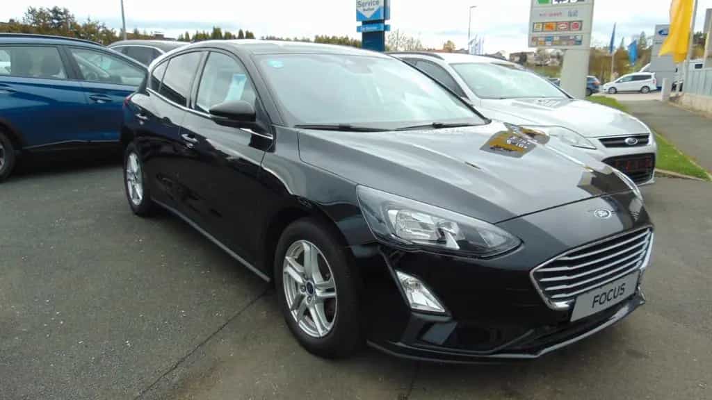 Ford Focus Lim. Cool & Connect KAM PDC NAVI LED SHZ++ 08/2020-photo-2
