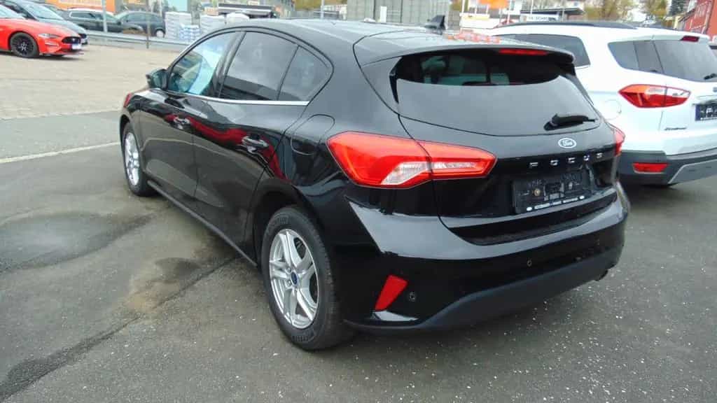 Ford Focus Lim. Cool & Connect KAM PDC NAVI LED SHZ++ 08/2020-photo-4