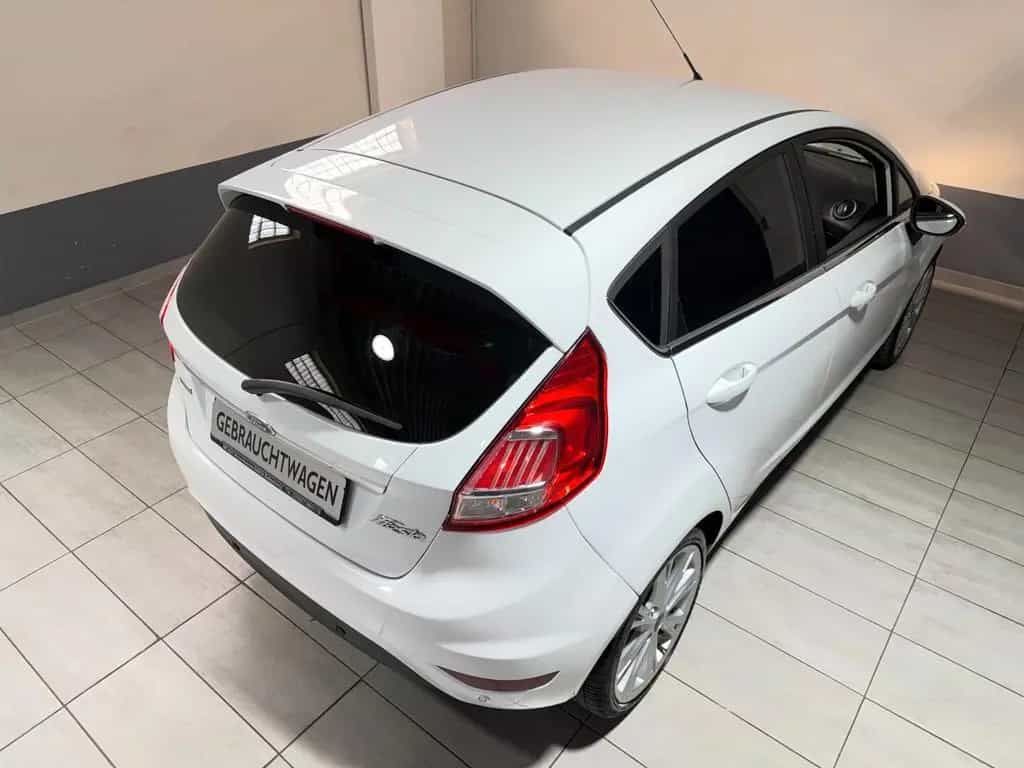 Ford Fiesta Titanium Automatik Navi Einparkhilfe 09/2015-photo-16