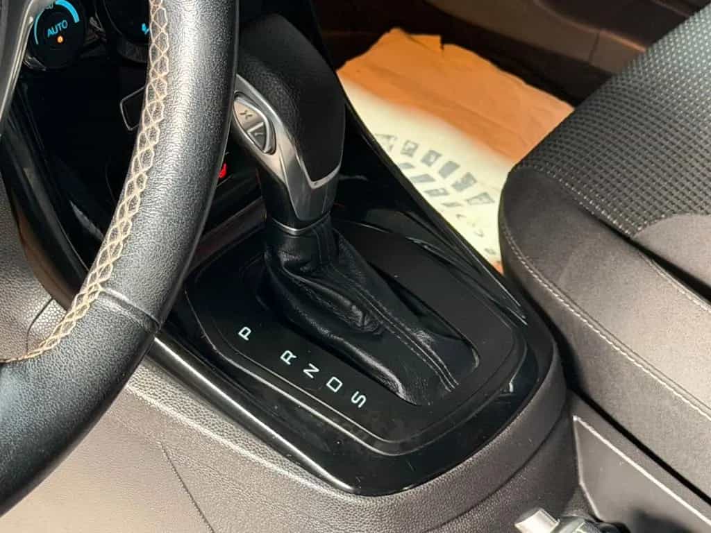 Ford Fiesta Titanium Automatik Navi Einparkhilfe 09/2015-photo-17