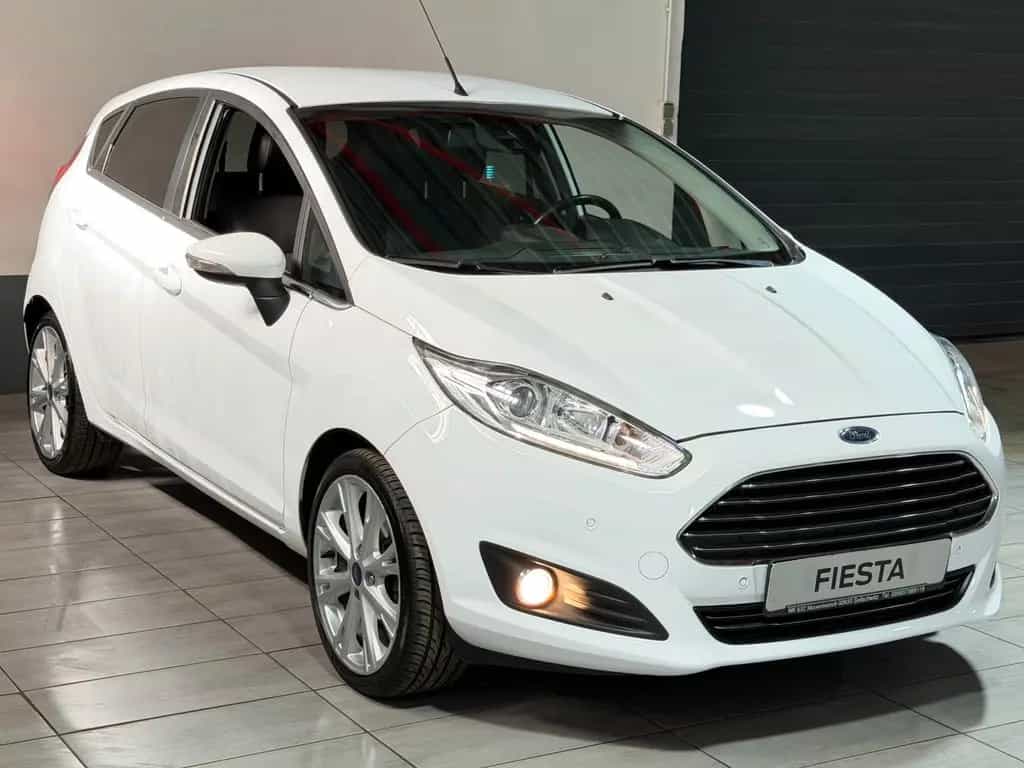 Ford Fiesta Titanium Automatik Navi Einparkhilfe 09/2015-photo-2