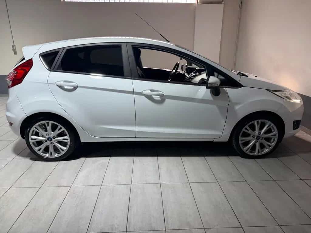 Ford Fiesta Titanium Automatik Navi Einparkhilfe 09/2015-photo-6
