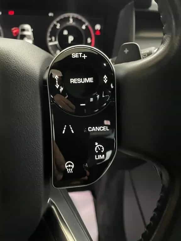 Land Rover Discovery 5 HSE SD4 7-Sitzer/LED/Pano/Leder/AHK 07/2019-photo-11