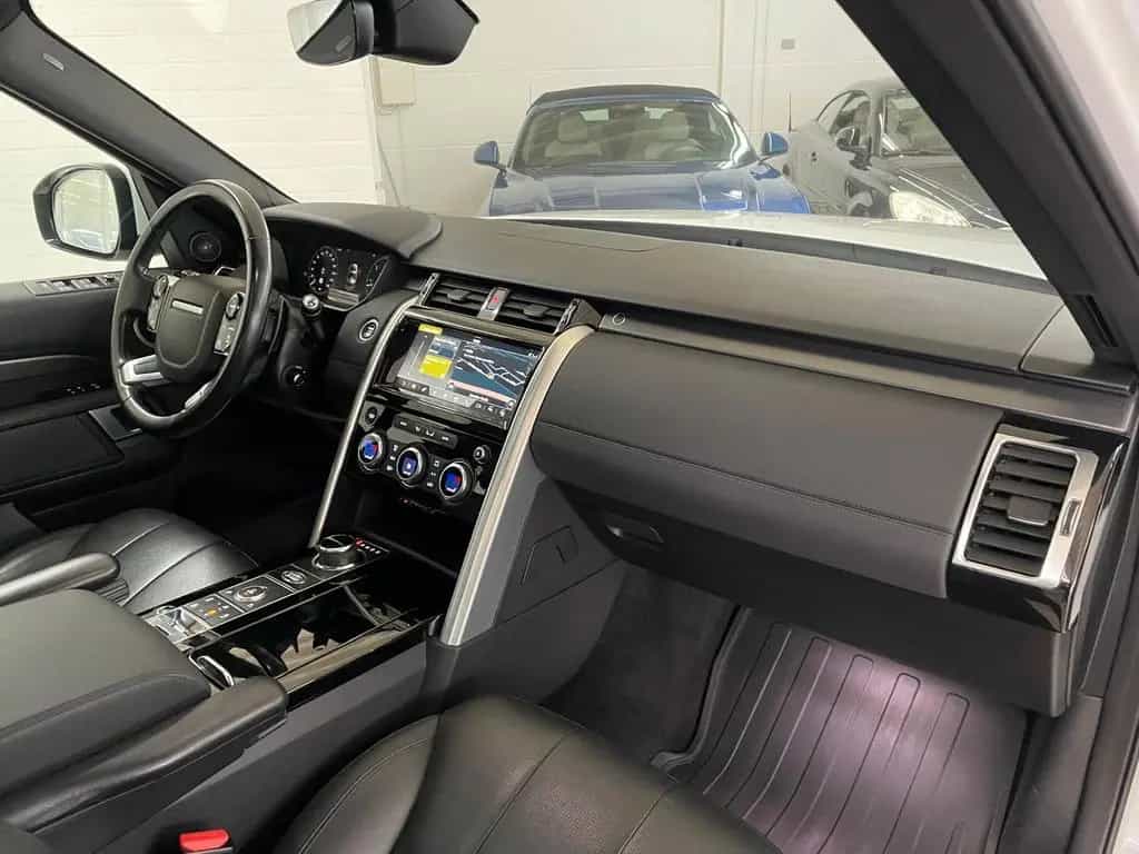 Land Rover Discovery 5 HSE SD4 7-Sitzer/LED/Pano/Leder/AHK 07/2019-photo-23
