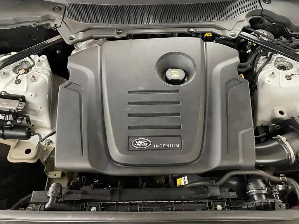 Land Rover Discovery 5 HSE SD4 7-Sitzer/LED/Pano/Leder/AHK 07/2019-photo-42