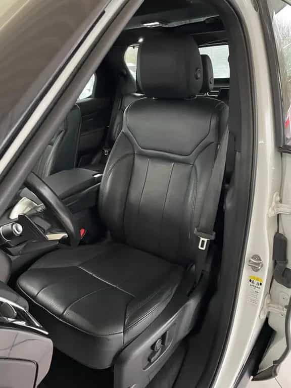Land Rover Discovery 5 HSE SD4 7-Sitzer/LED/Pano/Leder/AHK 07/2019-photo-6