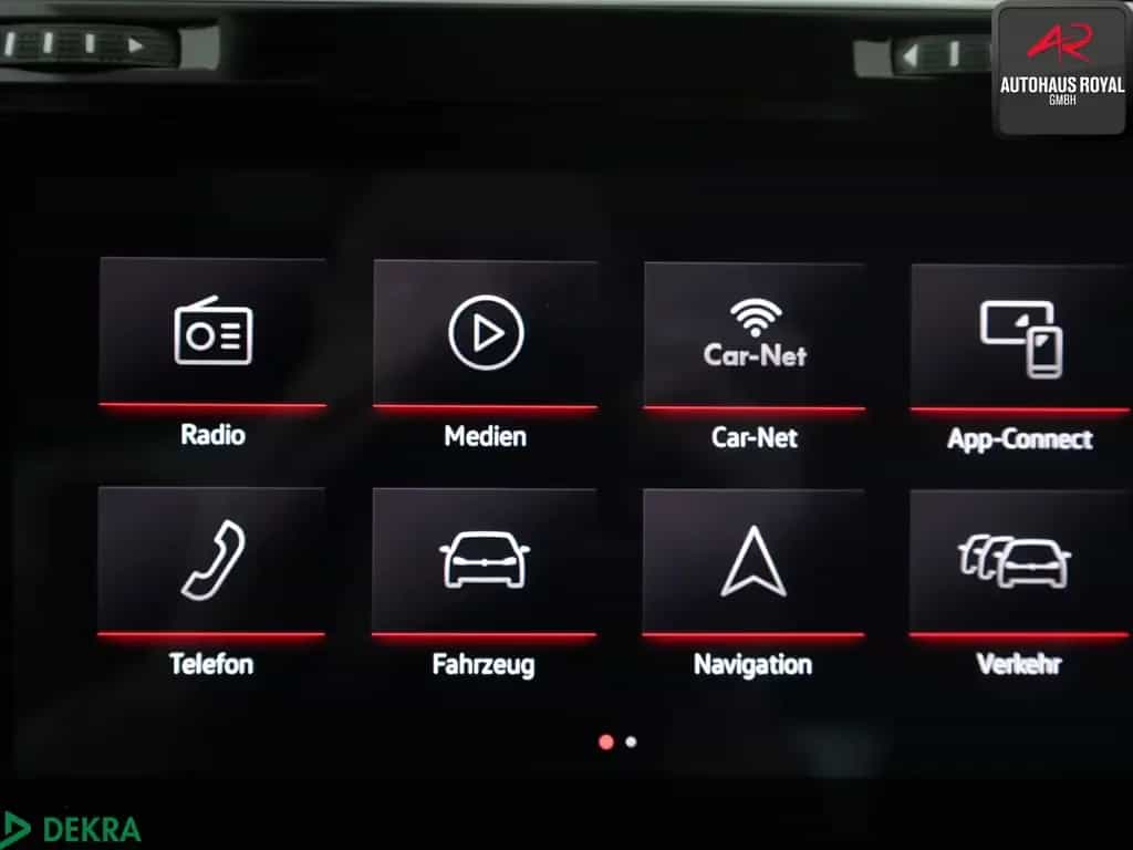 Volkswagen Golf VII GTI 2.0 TSI PANO KEYLESSGO,ACC,KAMERA 08/2019-photo-17