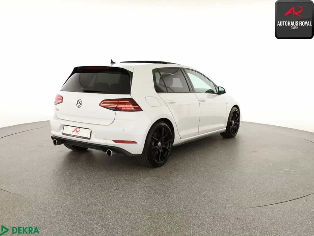 Volkswagen Golf VII GTI 2.0 TSI PANO KEYLESSGO,ACC,KAMERA 08/2019-photo-4