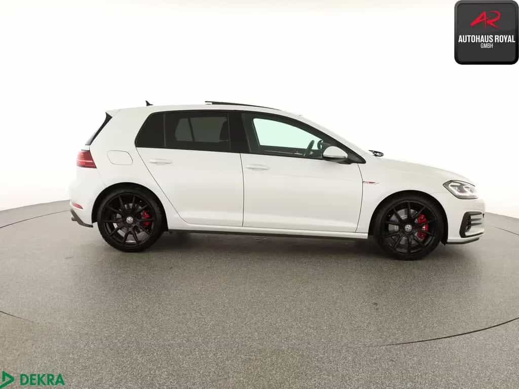 Volkswagen Golf VII GTI 2.0 TSI PANO KEYLESSGO,ACC,KAMERA 08/2019-photo-6