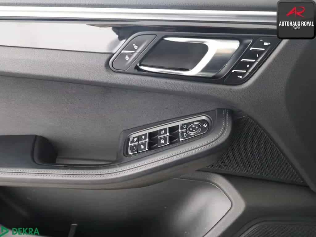 Porsche Macan 3.0 AWD GTS PANO,PDLS+,SPORT CHRONO,PASM 02/2018-photo-12