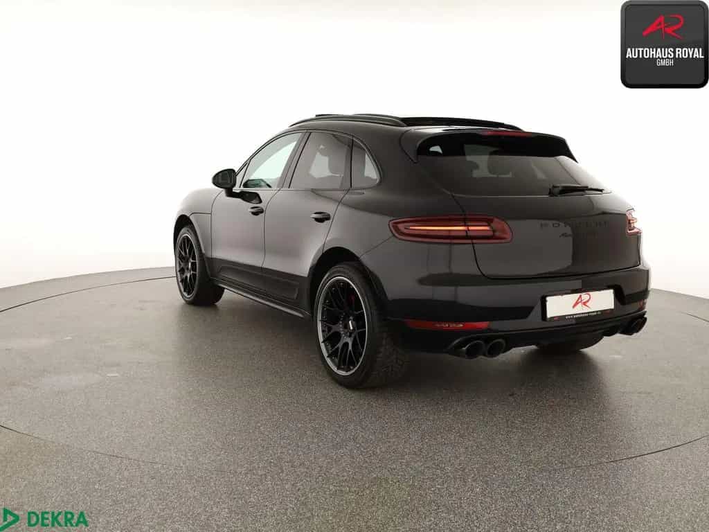 Porsche Macan 3.0 AWD GTS PANO,PDLS+,SPORT CHRONO,PASM 02/2018-photo-1