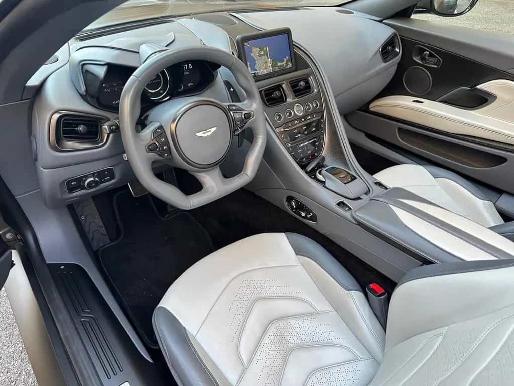 Aston Martin DBS 5.2 V12 Volante 09/2021-photo-15