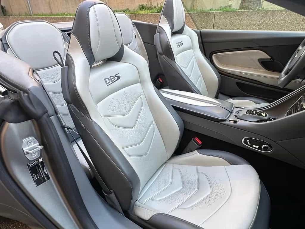 Aston Martin DBS 5.2 V12 Volante 09/2021-photo-21