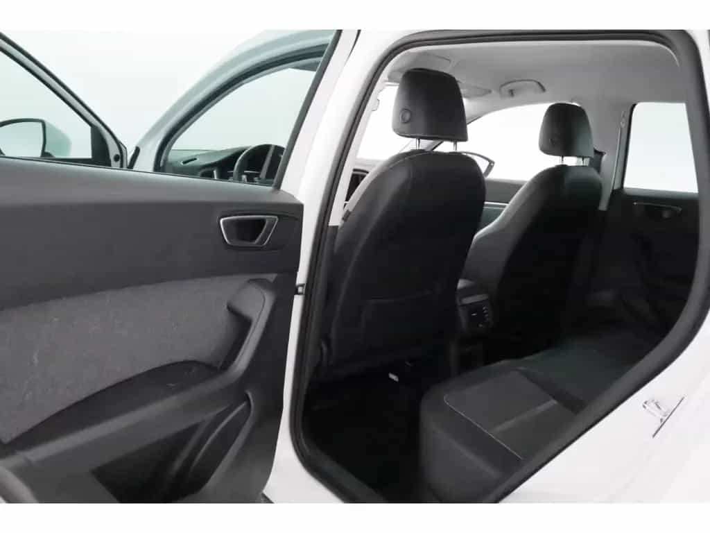 Seat Ateca 1.5TSI DSG Xperience+LED+KAMERA+NAVI+TEMPO 07/2025-photo-18
