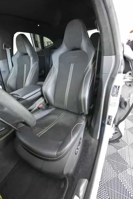 Aston Martin DBX 4.0 V8 707 Carbon Paket 23 Zoll 11/2022-photo-26