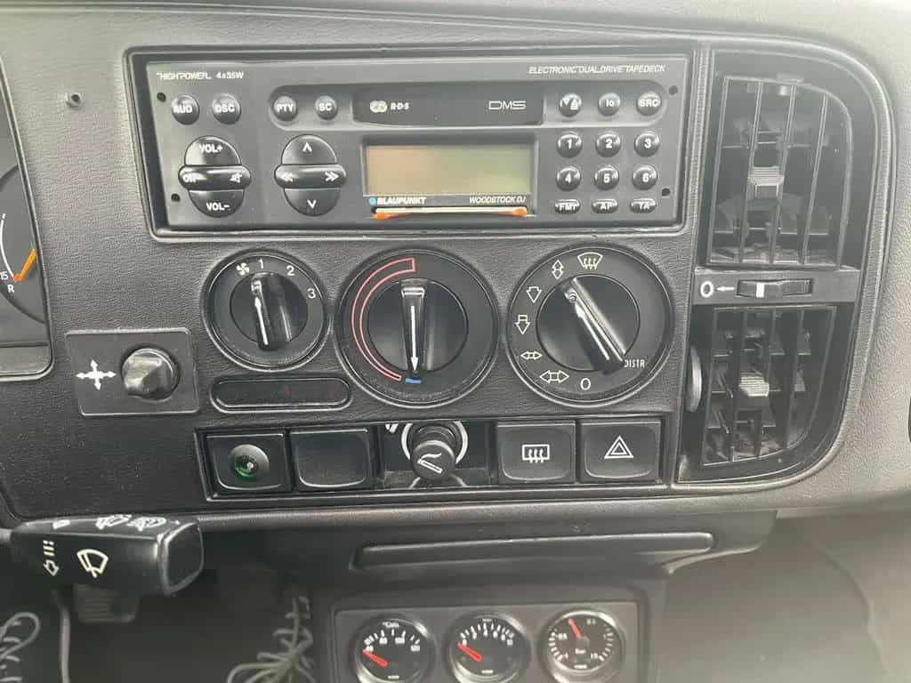 Saab 900 Turbo 12/1992-photo-5